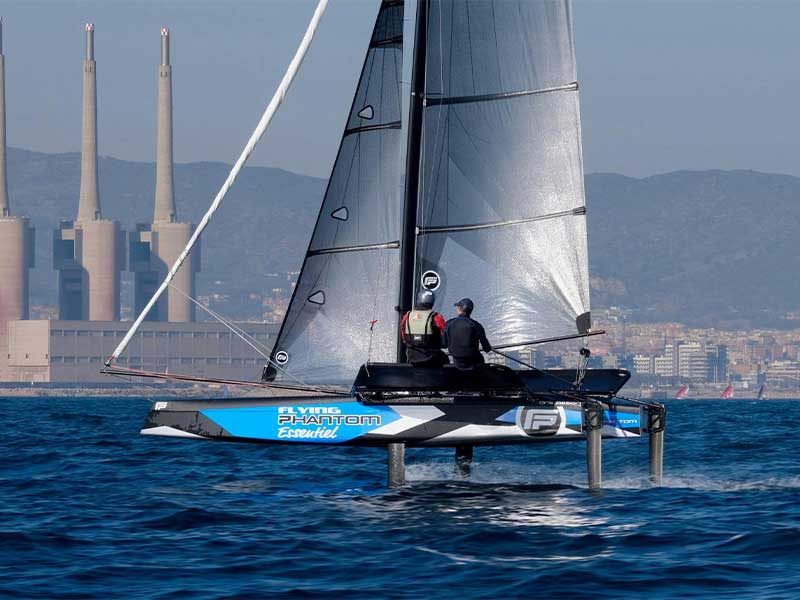 2018-2019 Phantom Catamaran